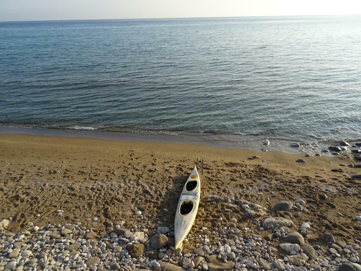 Josef And Marina House Villa Агиос Гордиос Екстериор снимка