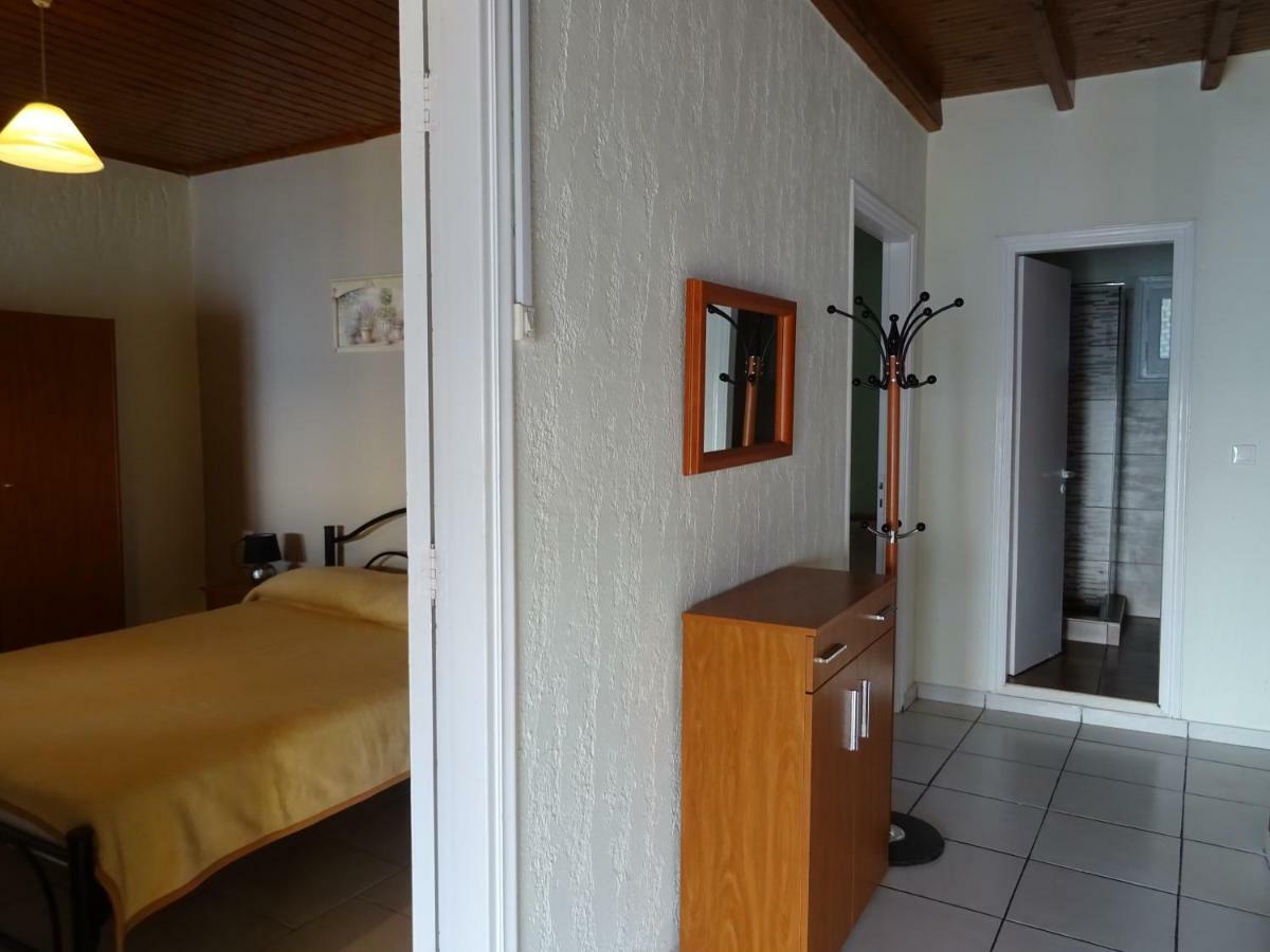 Josef And Marina House Villa Агиос Гордиос Екстериор снимка